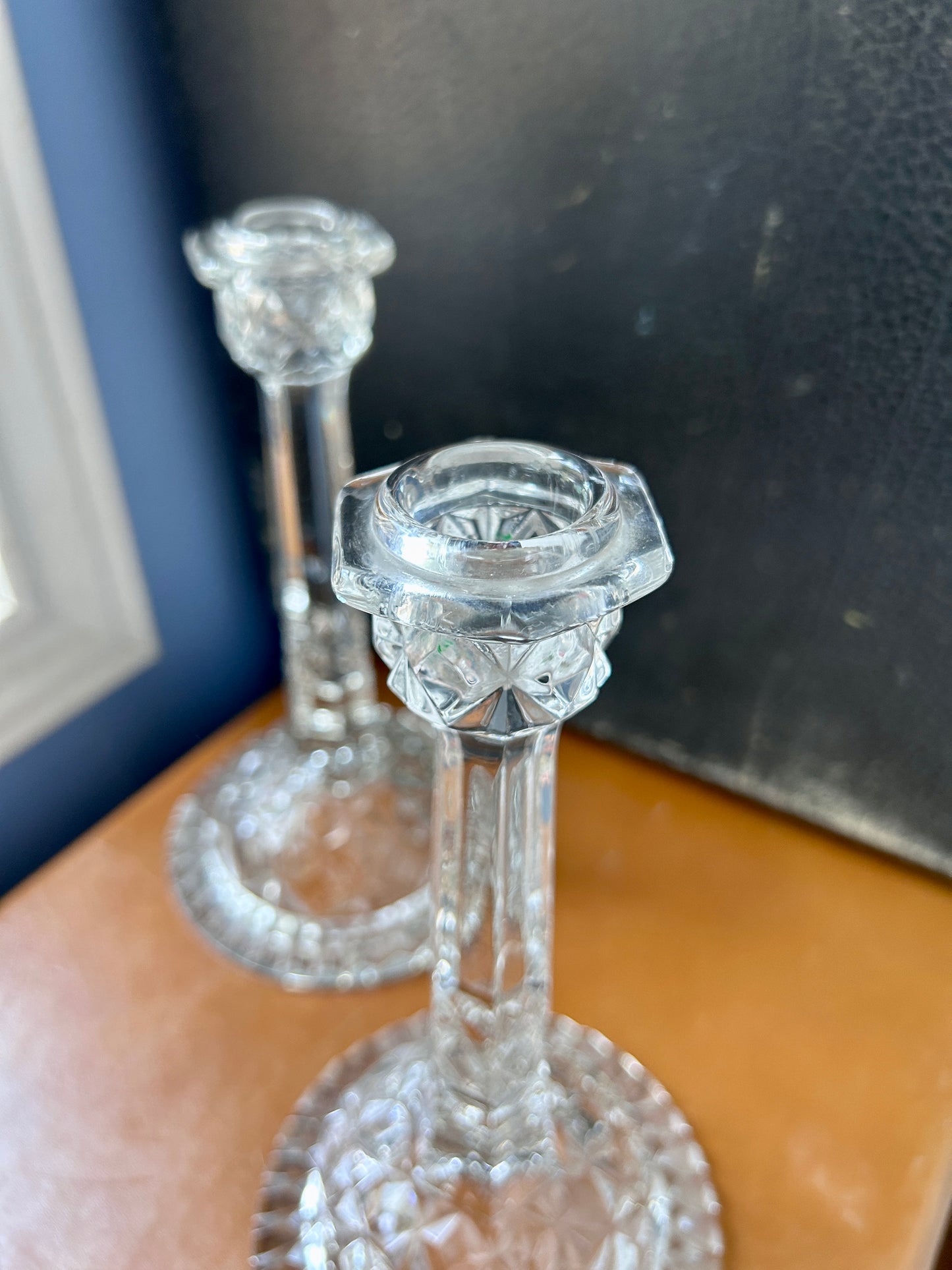 Set of 2 Crystal Candlesticks Geometric Pattern